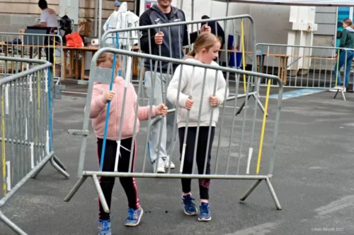 23 0402 329